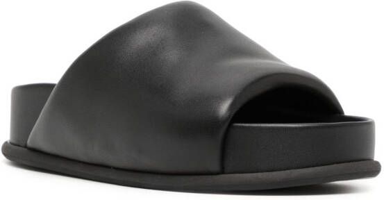 3.1 Phillip Lim Slippers met plateauzool Zwart