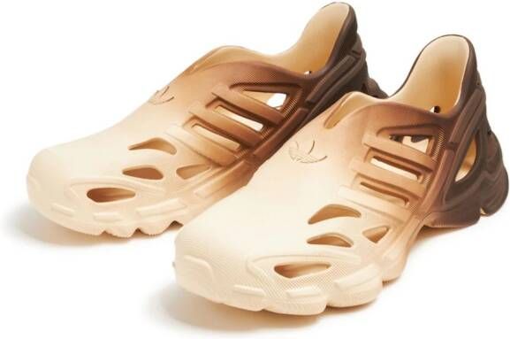 adidas AdiFOM Supernova sneakers Beige