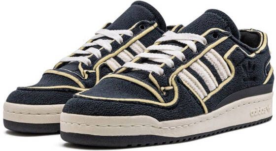adidas Cozy Forum 84 low-top sneakers Zwart