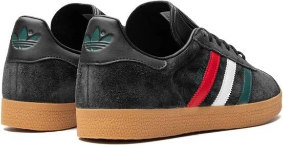 adidas Gazelle "Black Red Green" sneakers Zwart