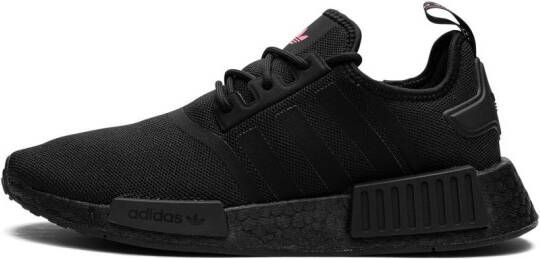 adidas "NMD_R1 Black Solar Pink sneakers" Zwart