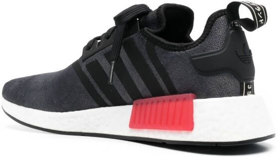 adidas NMD R1 low-top sneakers Zwart