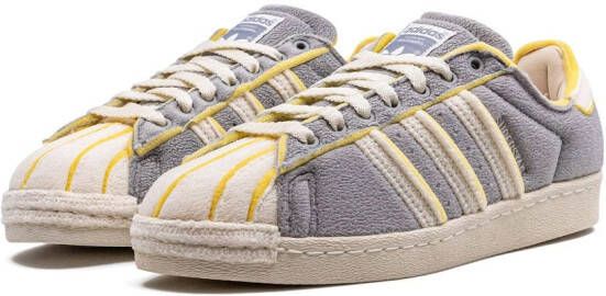 adidas Originals Cozy Superstar sneakers Grijs