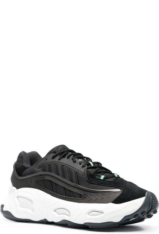 adidas Oznova sneakers met chunky zool Zwart