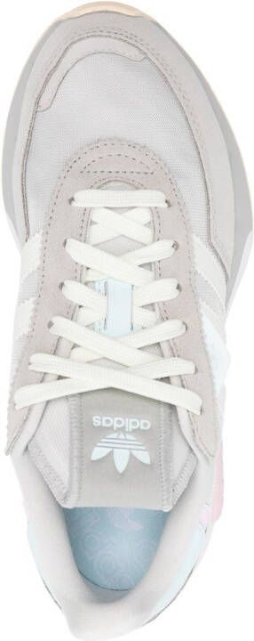 adidas Retropy F2 sneakers met vlakken Grijs