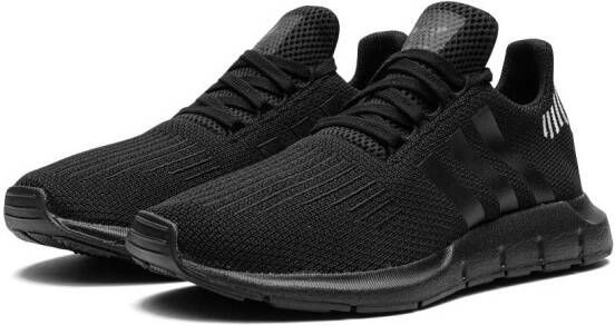 adidas Run Swift 2 low-top sneakers Zwart