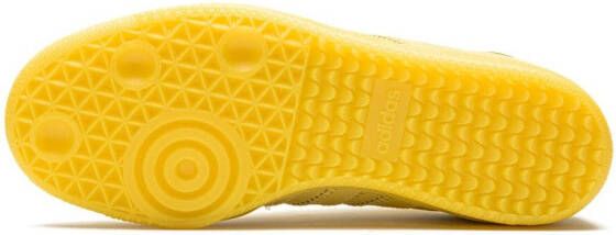 adidas "x Pharrell Samba Humanrace Yellow sneakers" Geel