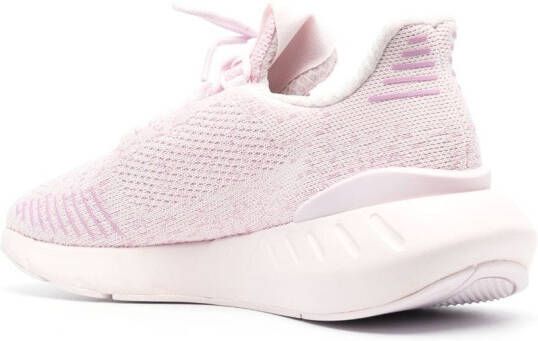 adidas Swift Run 22 low-top sneakers Roze