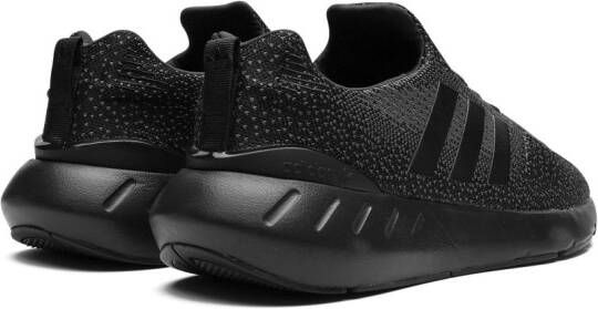 adidas Swift Run 22 low-top sneakers Zwart