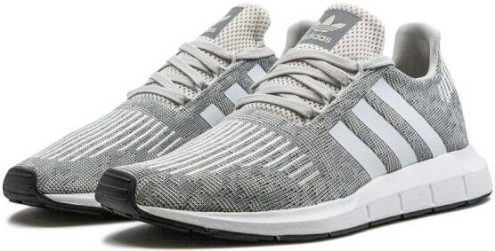 adidas "Swift Run Grey sneakers" Grijs