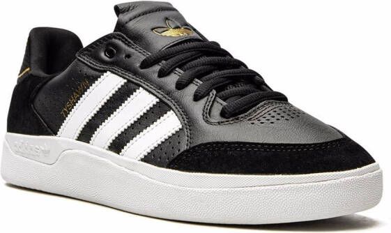 adidas Tyshawn sneakers Zwart