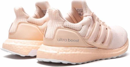 adidas Ultraboost low-top sneakers Roze