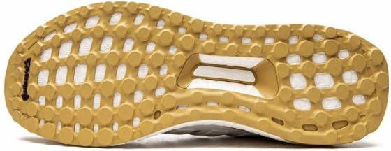 adidas x Happy Gilmore x Extra Butter Ultraboost 1.0 sneakers Goud