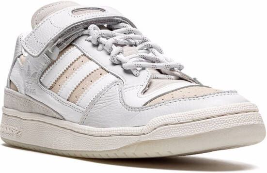 adidas x Ivy Park Forum low-top sneakers Wit