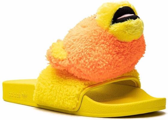 adidas x Jeremy Scott slippers met teddybeer Geel