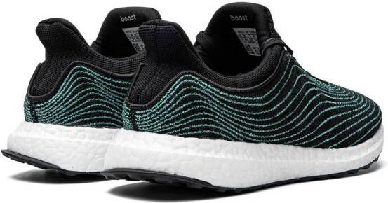 adidas x Parley Ultraboost DNA sneakers Zwart