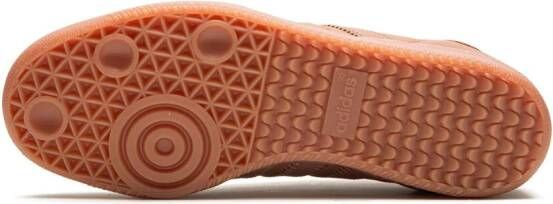 adidas "x Pharrell Humanrace Samba Terracotta sneakers" Roze