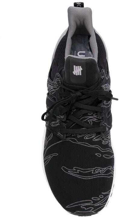 adidas x Undefeated Ultraboost "Utility Black Camo" sneakers Zwart