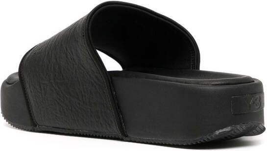Y-3 "Black Black Core White" slippers Zwart