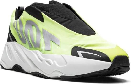 adidas Yeezy Boost 700 MNVN "Phosphor" sneakers Groen