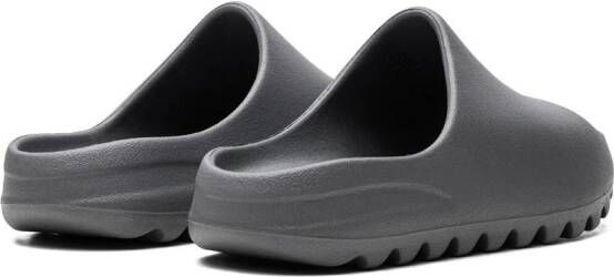 Adidas Yeezy Kids x Yeezy "Slate Grey" slippers Grijs