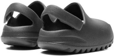 Adidas Yeezy Kids Yeezy Infant "Dark Onyx" slippers Grijs