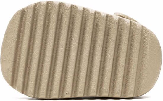 Adidas Yeezy Kids Yeezy 'Pure' slippers Beige