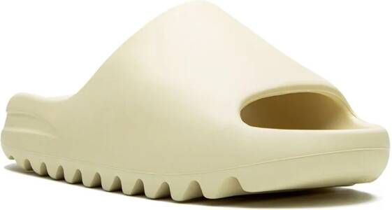 adidas Yeezy slippers Beige
