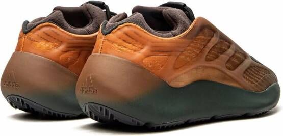 adidas Yeezy 700 V3 "Copper Fade" sneakers Bruin
