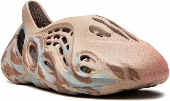 adidas Yeezy Foam Runner "MX Sand Grey" sneakers Beige