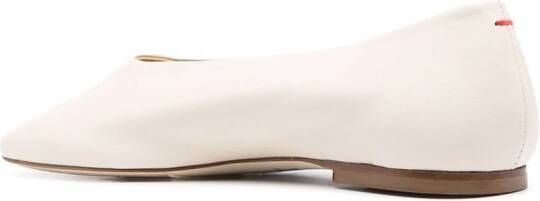 Aeyde Ballerina's met ronde neus Beige