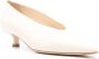 Aeyde Clara pumps met kitten hak Beige - Thumbnail 2