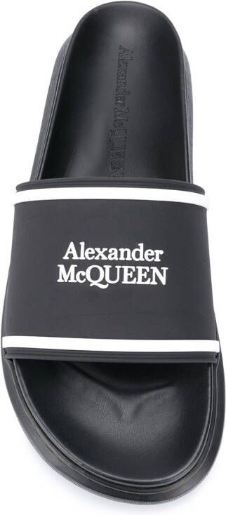 Alexander McQueen Badslippers met logo Zwart