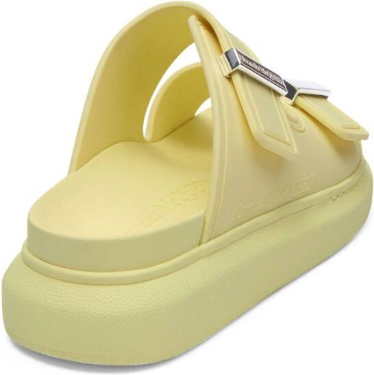 Alexander McQueen Hybride slippers Geel