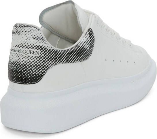 Alexander McQueen Sneakers met logoprint Wit