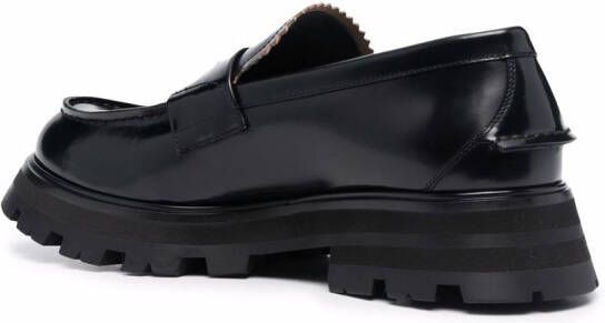 Alexander McQueen Leren loafers Zwart