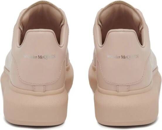 Alexander McQueen Oversized leren sneakers Beige