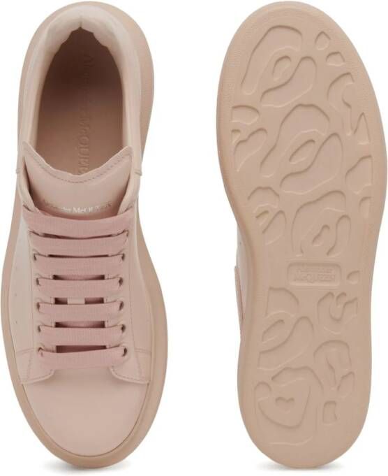 Alexander McQueen Oversized leren sneakers Beige