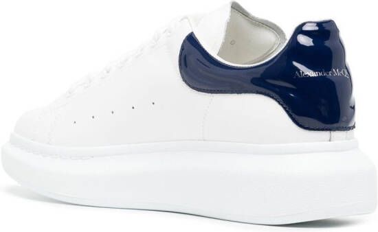 Alexander McQueen Oversized sneakers Wit