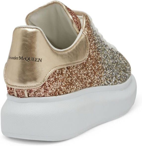 Alexander McQueen Oversized sneakers met glitter Veelkleurig