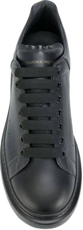 Alexander McQueen Oversized sneakers Zwart