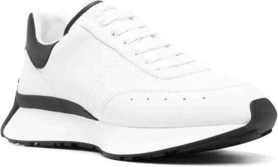 Alexander McQueen Chunky sneakers Wit