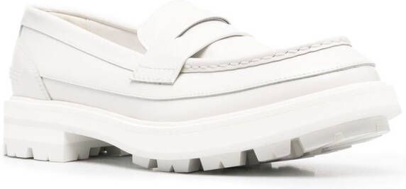 Alexander McQueen Penny loafers met geribbelde zool Wit