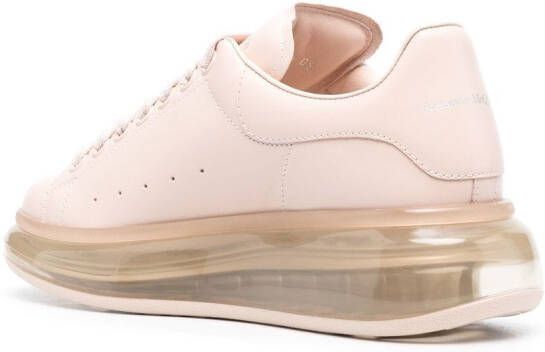 Alexander McQueen Sneakers met chunky zool Roze