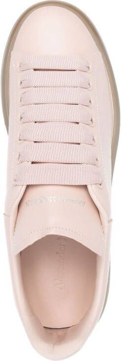 Alexander McQueen Sneakers met chunky zool Roze