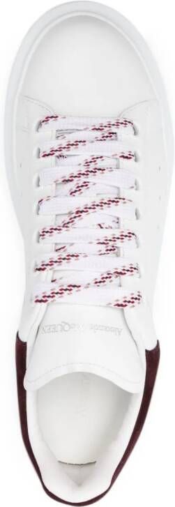 Alexander McQueen Sneakers met chunky zool Wit