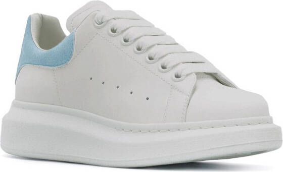 Alexander McQueen Sneakers met chunky zool Wit