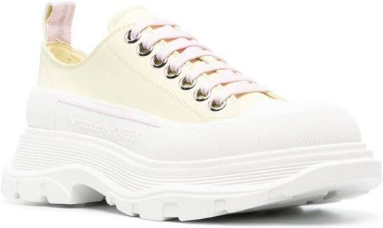 Alexander McQueen Tread Slick chunky sneakers Geel