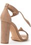 Alexandre Birman Clarita gestrikte sandalen Beige - Thumbnail 3