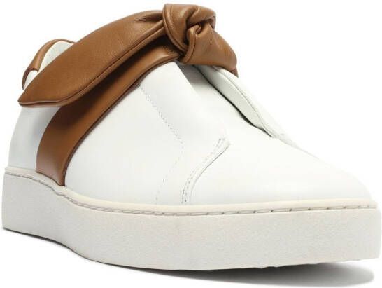 Alexandre Birman Clarita asymmetrische sneakers Wit